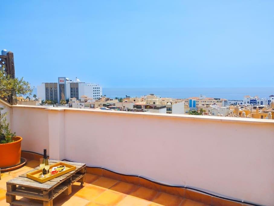 Appartamento Penthouse With Jacuzzi And Spectacular Sea Views Nerja Esterno foto
